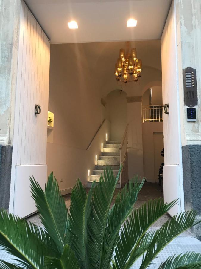 Motta Palace Apartments & Rooms Motta SantʼAnastasia Exterior foto